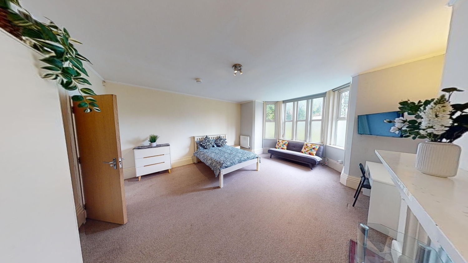 Flat 1, 79 Forest Road West, The Arboretum, Nottingham, NG7 4ER